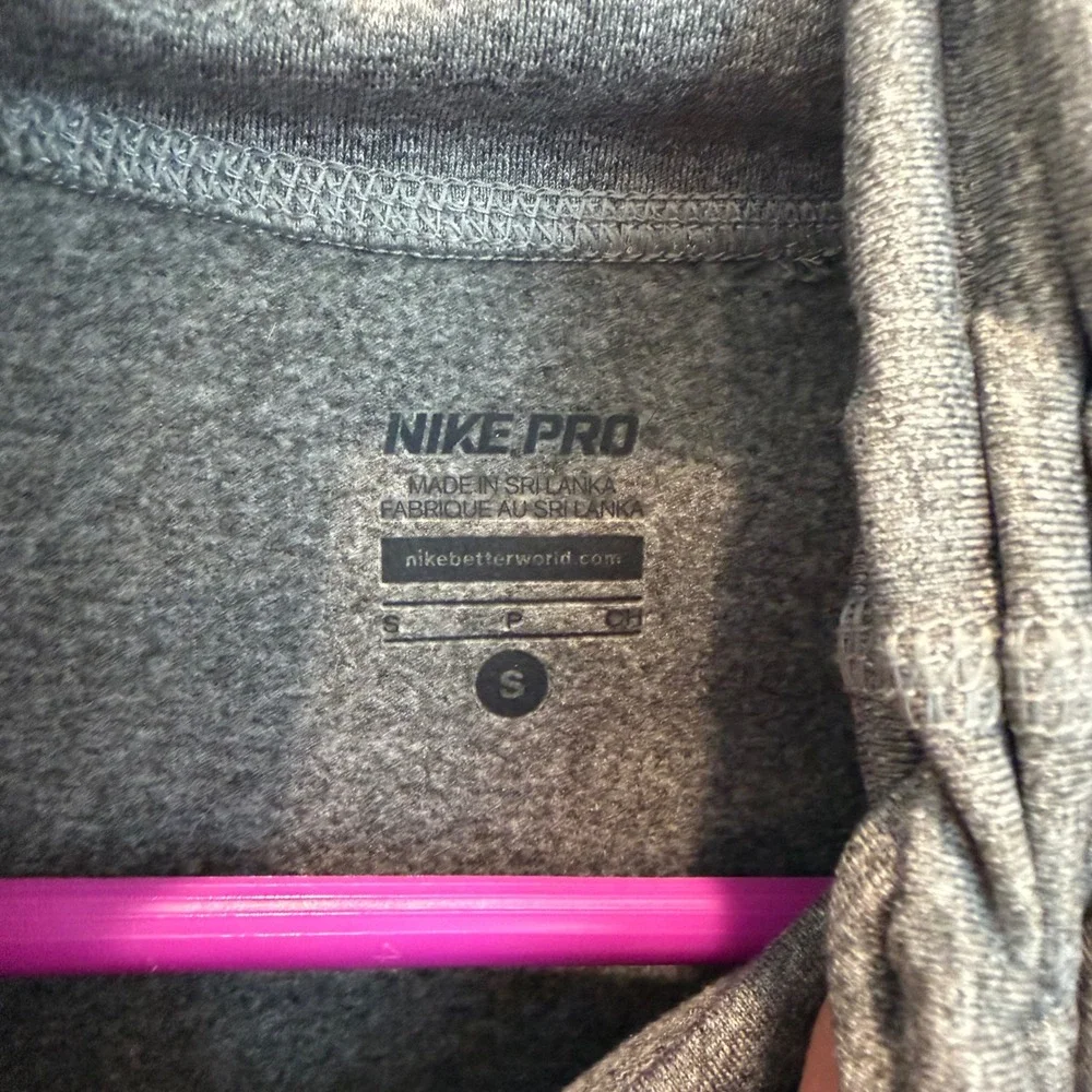 Nike Pro Dri-FIT Womens Gray Funnel Neck Long Sleeve Training Top Thumbholes S